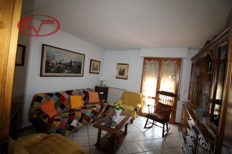 Immagine 26 di Villa in vendita  in periferia a San Giovanni Valdarno