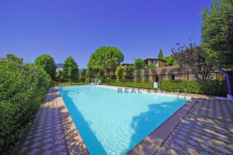 Immagine 4 di Appartamento in vendita  in Via sandro pertini, 33 a Moniga Del Garda