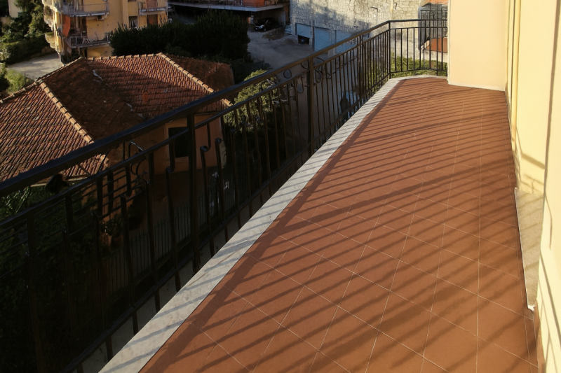 Immagine 5 di Appartamento in vendita  in Via Castruccio a Rapallo