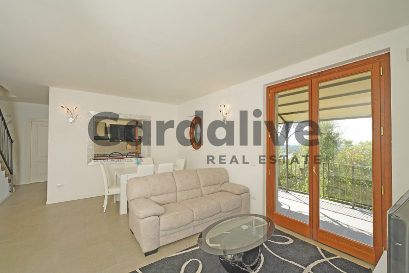Immagine 2 di Villa in vendita  in Via Novaglio , 9 a Polpenazze Del Garda
