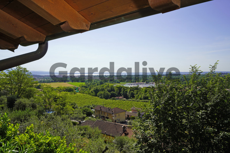 Immagine 16 di Villa in vendita  in Via Novaglio , 9 a Polpenazze Del Garda