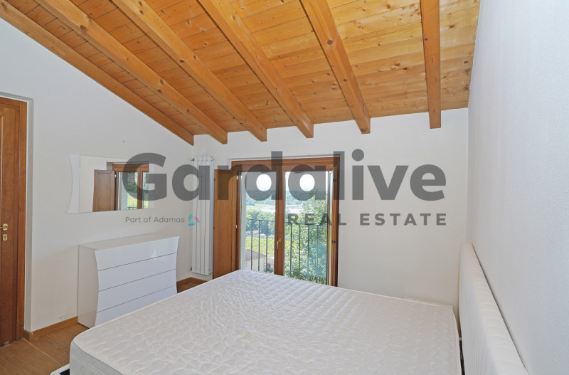 Immagine 17 di Villa in vendita  in Via Novaglio , 9 a Polpenazze Del Garda