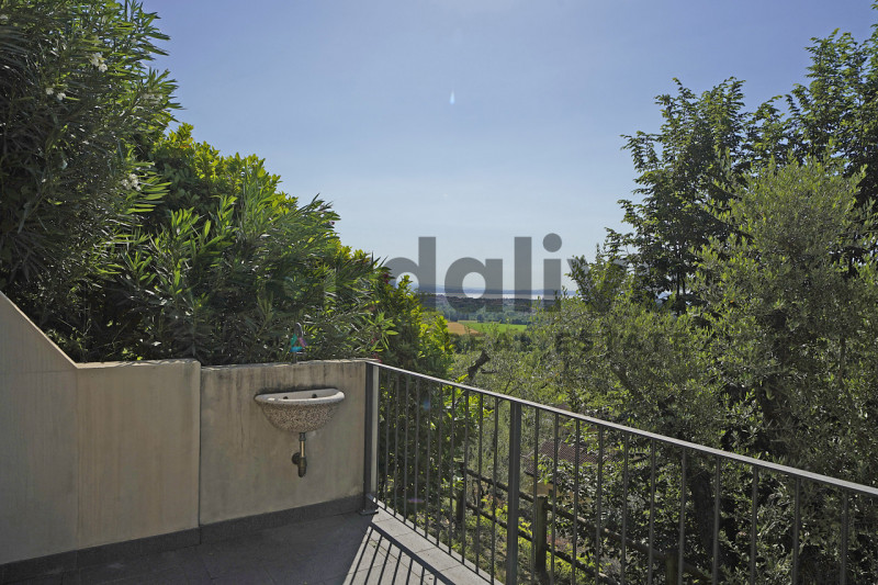 Immagine 27 di Villa in vendita  in Via Novaglio , 9 a Polpenazze Del Garda