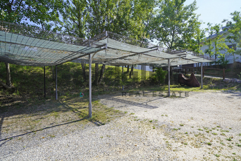 Immagine 32 di Villa in vendita  in Via Novaglio , 9 a Polpenazze Del Garda