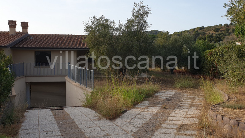 Immagine 4 di Casa bifamiliare in vendita  a Castiglione Della Pescaia