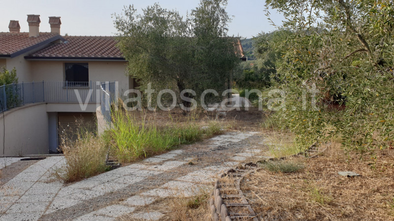 Immagine 5 di Casa bifamiliare in vendita  a Castiglione Della Pescaia