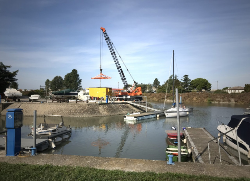 Immagine 2 di Attività commerciale in vendita  a Arqua' Polesine