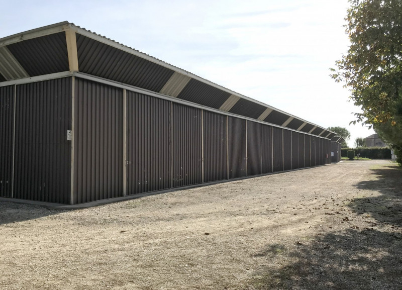 Immagine 8 di Attività commerciale in vendita  a Arqua' Polesine