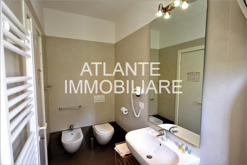 Immagine 6 di Villetta a schiera in vendita  in viale Trebaci a Riccione