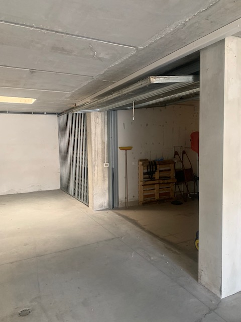 Immagine 6 di Negozio in vendita  a Rovolon