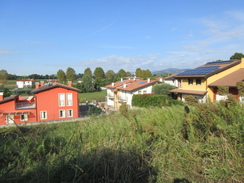 Immagine 5 di Terreno in vendita  a Sarego