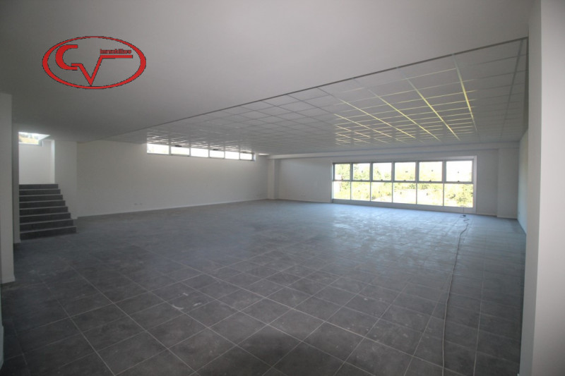 Immagine 15 di Negozio in vendita  in viale cadorna a Montevarchi