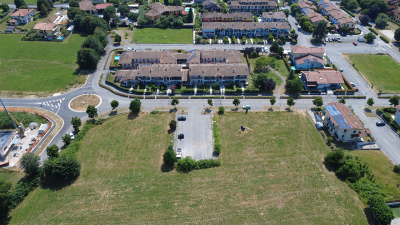 Immagine 6 di Terreno in vendita  a Gavardo