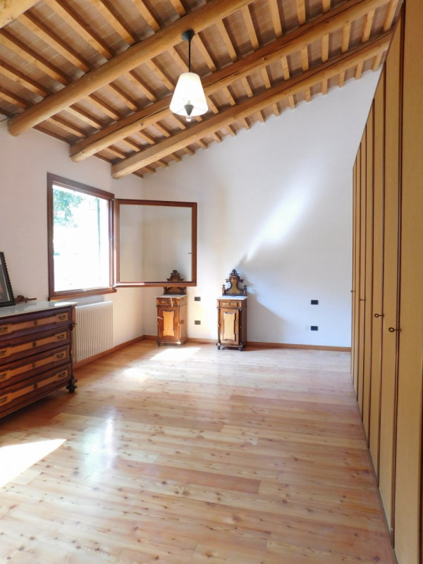 Immagine 10 di Villa in affitto  in Via Gazzo a Teolo