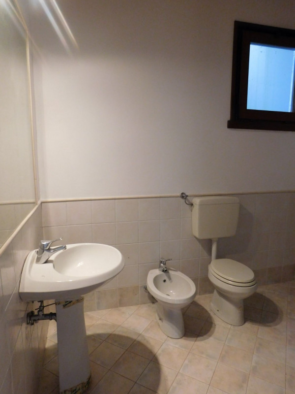 Immagine 19 di Villa in affitto  in Via Gazzo a Teolo