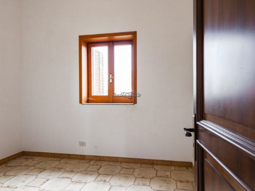 Immagine 15 di Casa indipendente in vendita  in Via Michelica Musebbi Calicantone a Modica