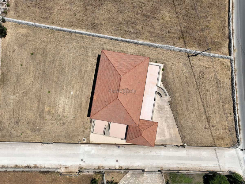 Immagine 18 di Casa indipendente in vendita  in Via Michelica Musebbi Calicantone a Modica