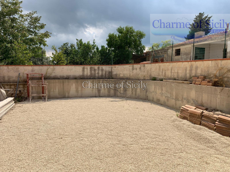 Immagine 14 di Villa in vendita  in Via del tellesimo a Ragusa