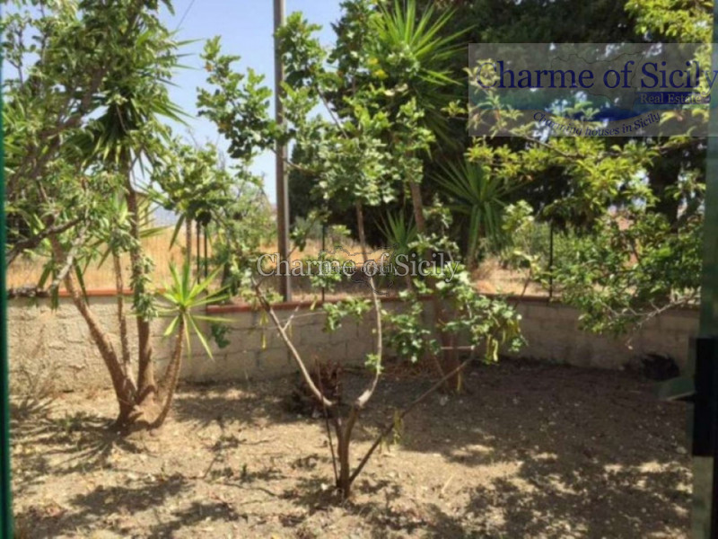 Immagine 18 di Villa in vendita  in Via del tellesimo a Ragusa