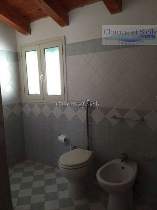 Immagine 19 di Villa in vendita  in Via del tellesimo a Ragusa