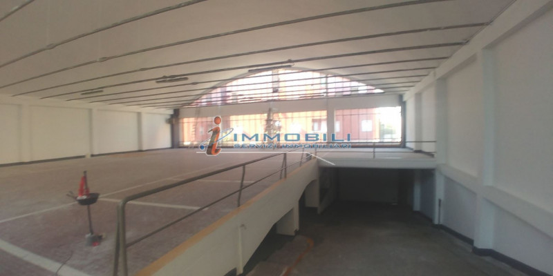 Immagine 6 di Laboratorio in affitto  in VIA MICHELINO DA BESOZZO a Milano