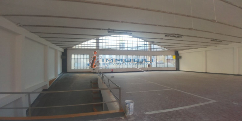 Immagine 13 di Laboratorio in affitto  in VIA MICHELINO DA BESOZZO a Milano