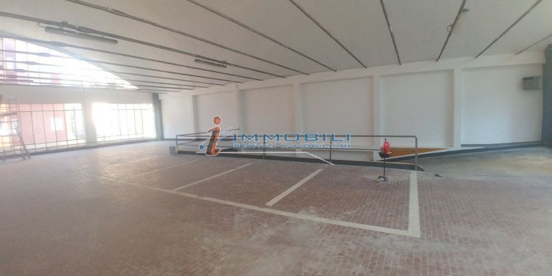 Immagine 19 di Laboratorio in affitto  in VIA MICHELINO DA BESOZZO a Milano