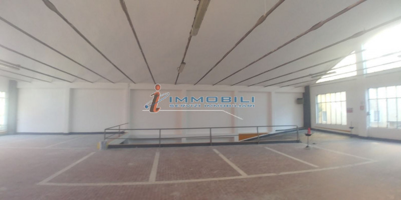 Immagine 12 di Capannone industriale in affitto  in VIA MICHELINO DA BESOZZO a Milano