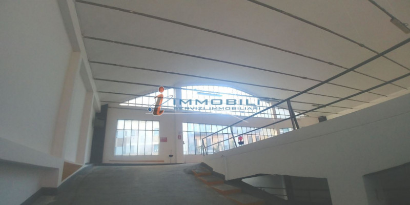Immagine 19 di Capannone industriale in affitto  in VIA MICHELINO DA BESOZZO a Milano