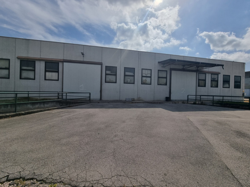 Immagine 12 di Capannone industriale in vendita  in via della scodosia a Casale Di Scodosia