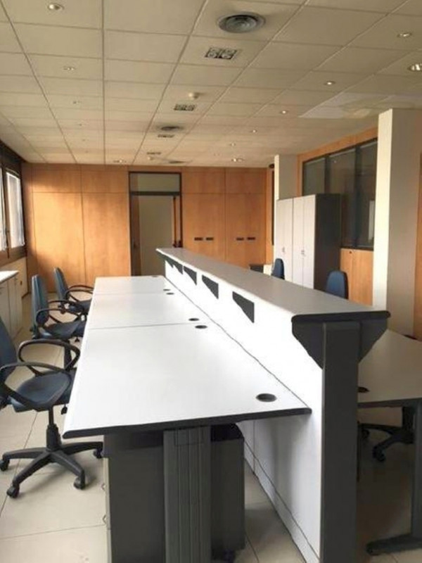 Immagine 7 di Palazzo in affitto  in VIA GALLARATE a Milano