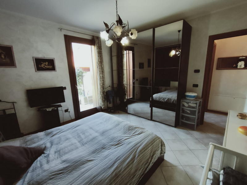 Immagine 9 di Appartamento in vendita  in via Ragazzi del 99 a Castegnero