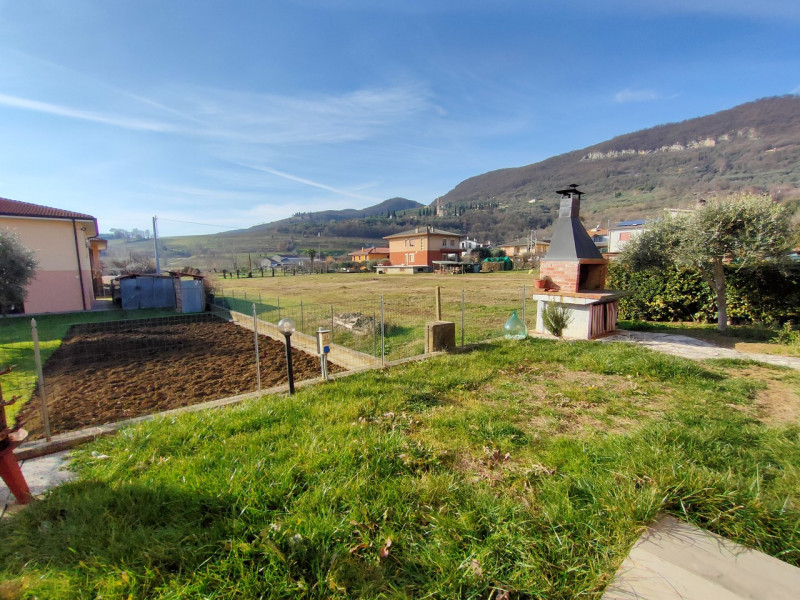 Immagine 16 di Appartamento in vendita  in via Ragazzi del 99 a Castegnero