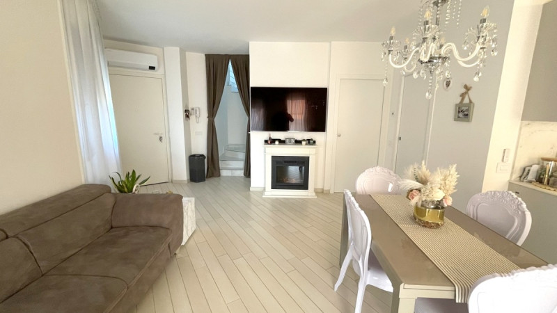 Immagine 9 di Appartamento in vendita  in Via Schiavo a Chioggia