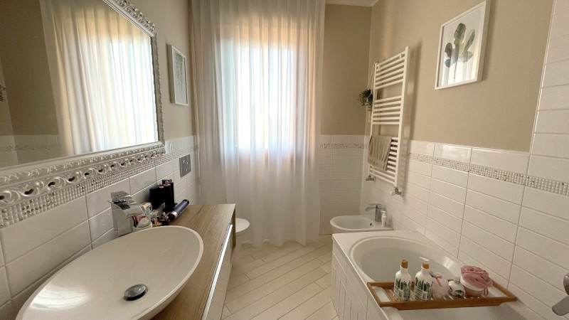 Immagine 13 di Appartamento in vendita  in Via Schiavo a Chioggia