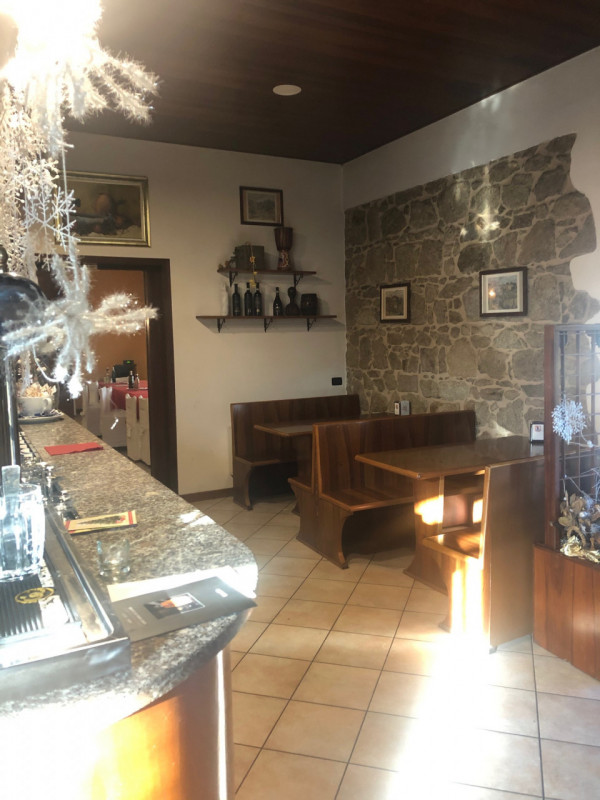 Immagine 3 di Attività commerciale in affitto  in via cavour, 79 Este a Vo