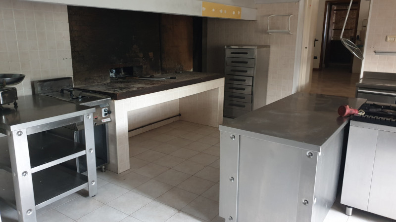Immagine 16 di Attività commerciale in affitto  in via cavour, 79 Este a Vo