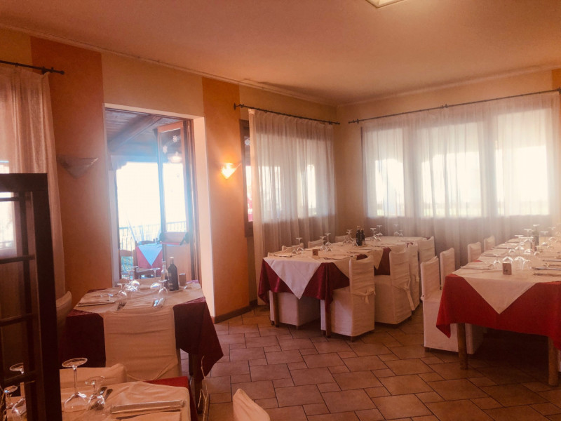 Immagine 17 di Attività commerciale in affitto  in via cavour, 79 Este a Vo