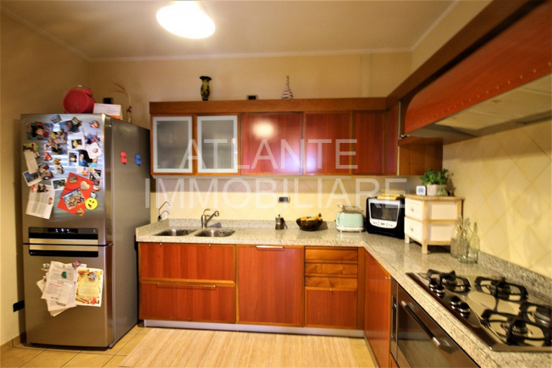 Immagine 5 di Villetta a schiera in vendita  in via Tavoleto a Misano Adriatico