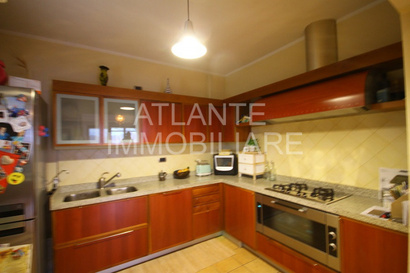 Immagine 6 di Villetta a schiera in vendita  in via Tavoleto a Misano Adriatico