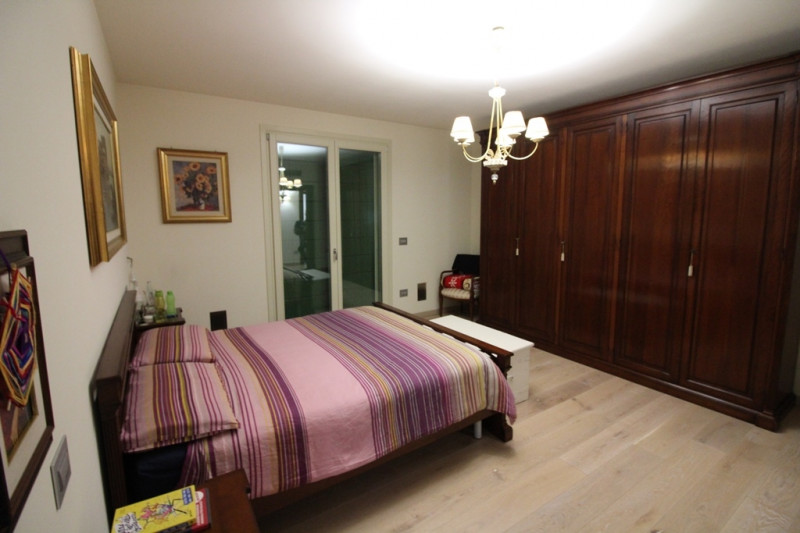 Immagine 31 di Villa in vendita  in via Pelosa a Veggiano