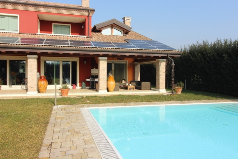 Immagine 48 di Villa in vendita  in via Pelosa a Veggiano