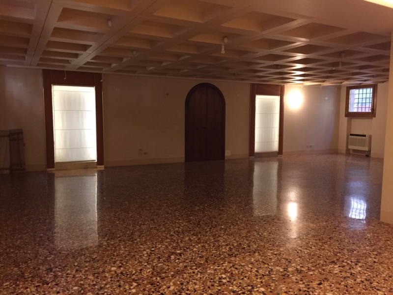 Immagine 4 di Ufficio in affitto  in Contrà Riale 10 a Vicenza