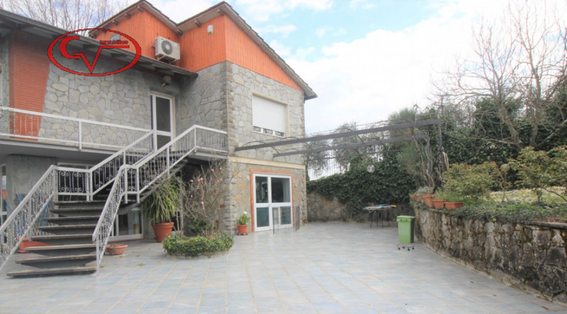 Immagine 2 di Villa in vendita  in via gori a Cavriglia