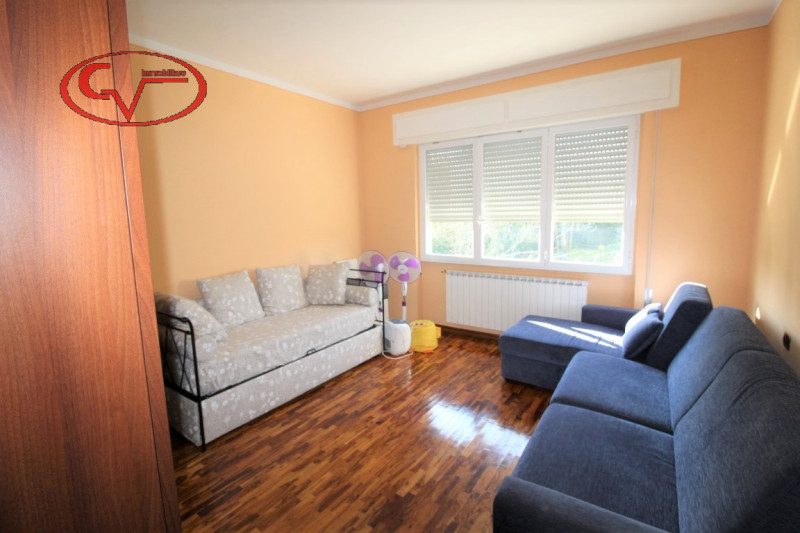 Immagine 10 di Villa in vendita  in via gori a Cavriglia