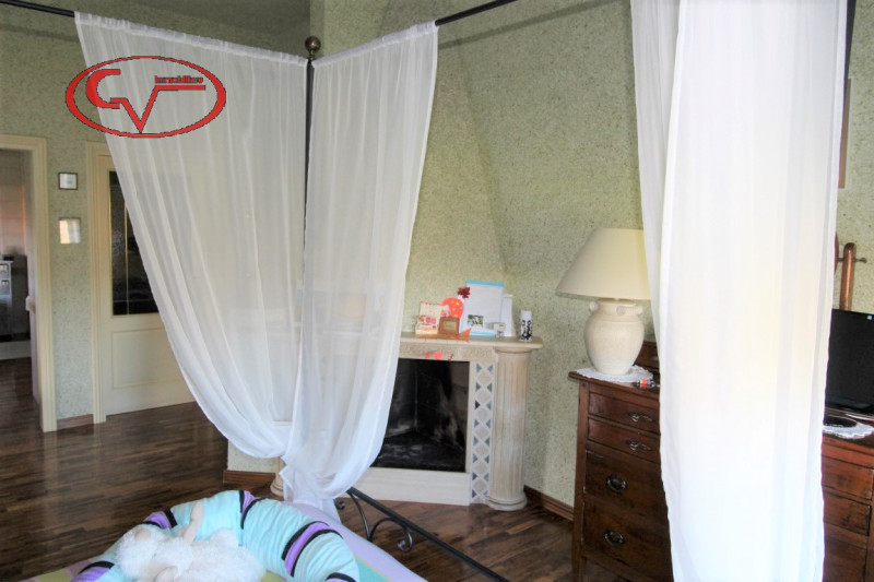 Immagine 13 di Villa in vendita  in via gori a Cavriglia