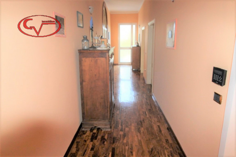 Immagine 19 di Villa in vendita  in via gori a Cavriglia