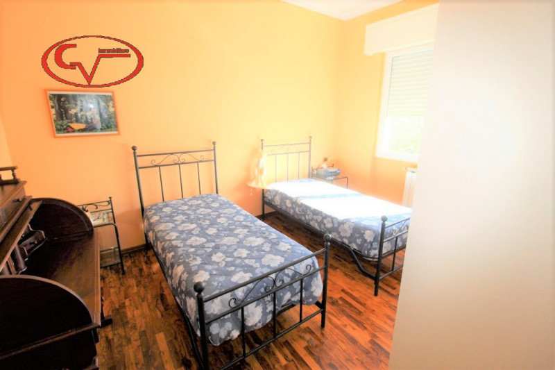 Immagine 25 di Villa in vendita  in via gori a Cavriglia