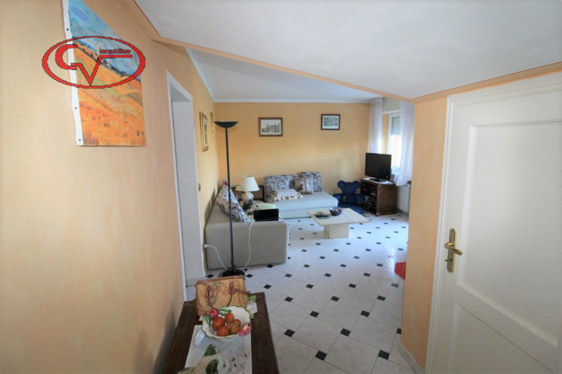 Immagine 29 di Villa in vendita  in via gori a Cavriglia