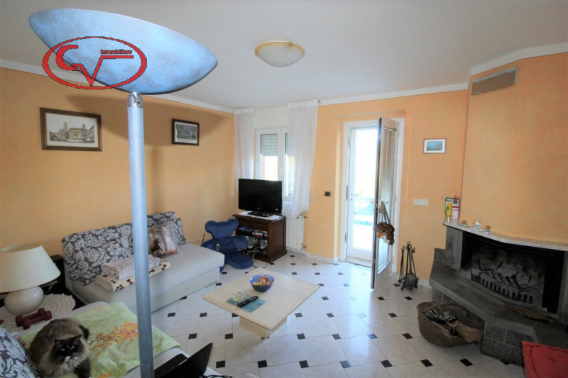 Immagine 30 di Villa in vendita  in via gori a Cavriglia